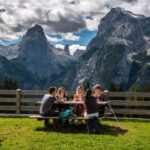 Trekking e outdoor: scegliere l’auto giusta per raggiungere sentieri, rifugi e nuove avventure