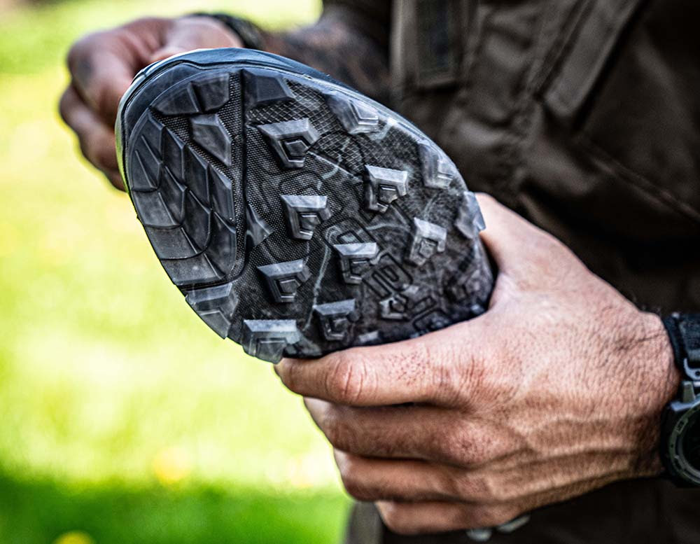 Lo scarponcino outdoor che rivoluziona gli standard grazie a una combinazione unica delle tecnologie NexX4™ e Carbitex